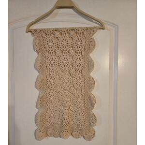 Vintage Cream Crochet Lace Table Runner Scalloped Edge